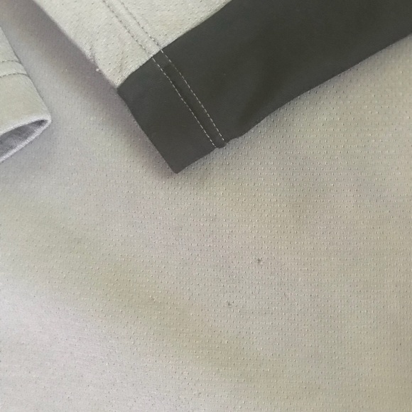 (A) Men’s Nike Pull Over sweatshirt - Picture 5 of 5